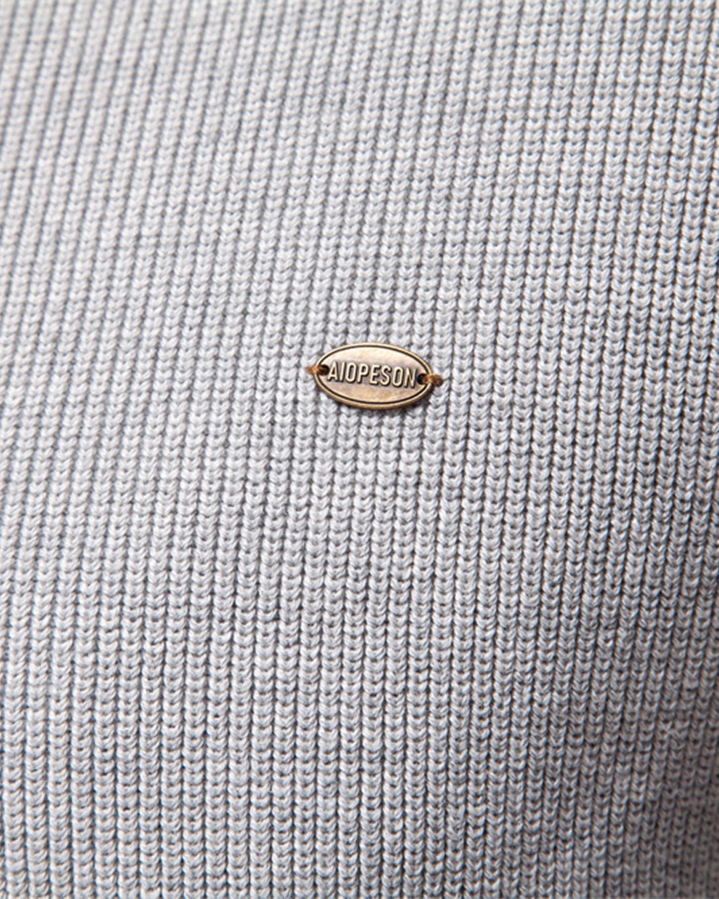 Sweater tejido con botones