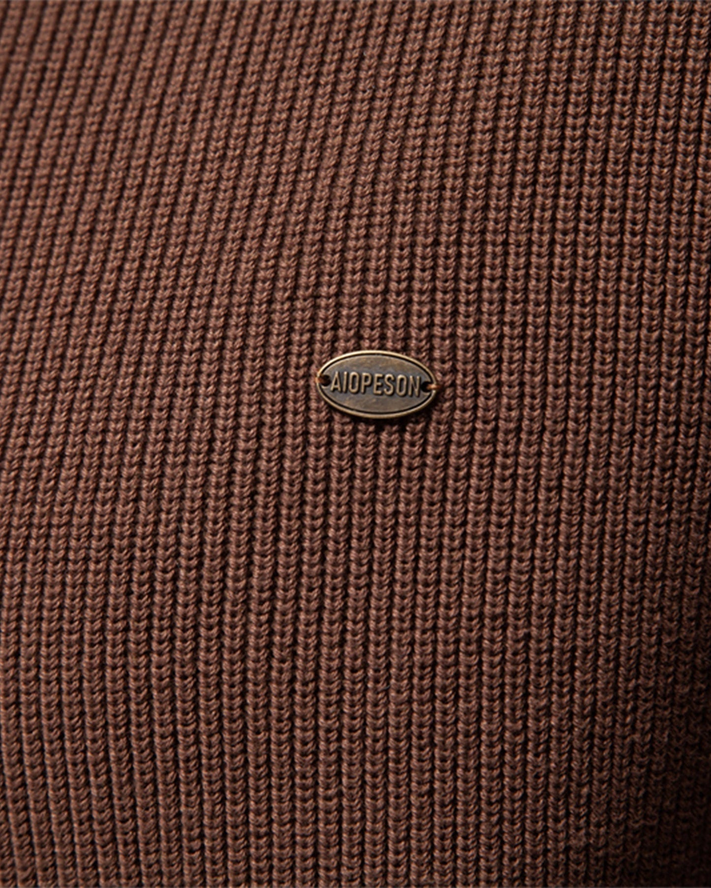Sweater tejido con botones