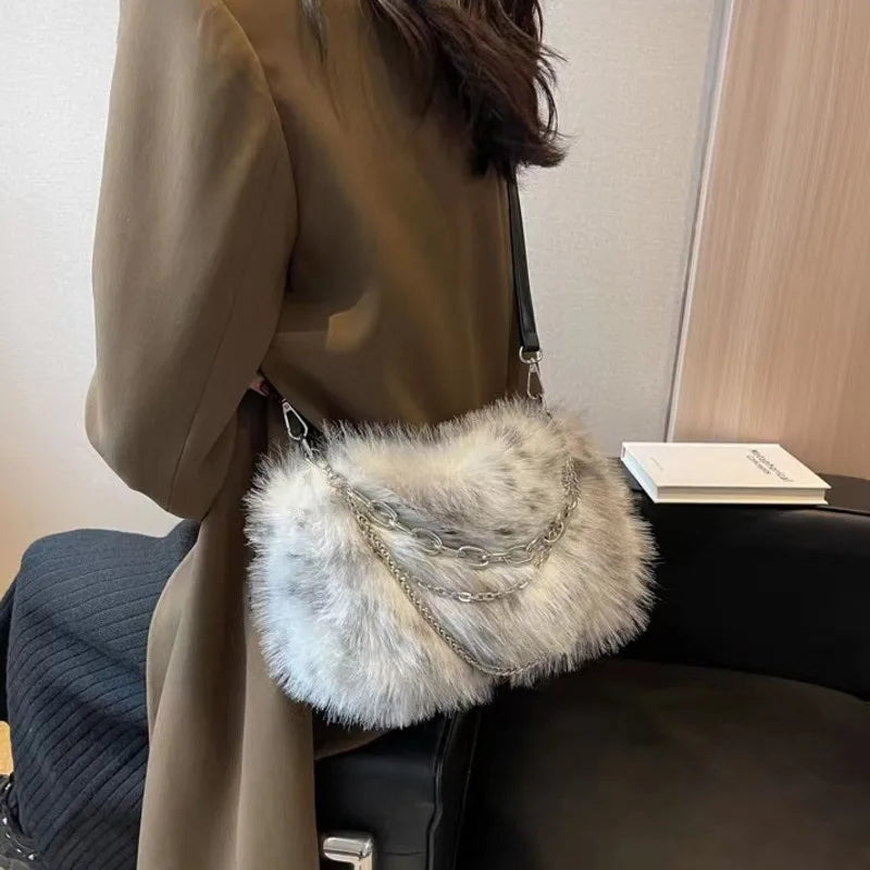 Cartera con accesorios bagi
