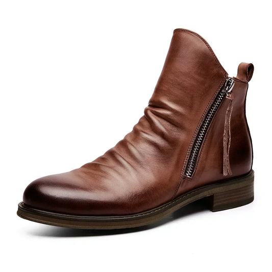 Zapato de piel caña alta