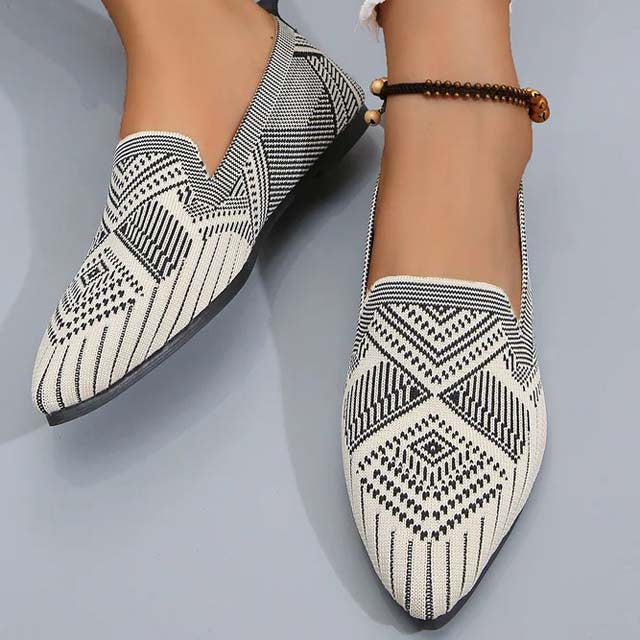Zapato elegante en punta