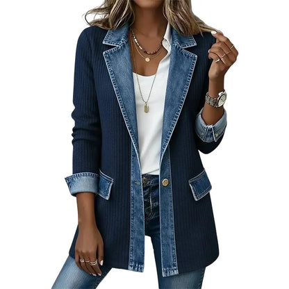 Denim | Elegante abrigo vaquero para mujer con inserción acanalada.