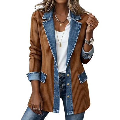 Denim | Elegante abrigo vaquero para mujer con inserción acanalada.